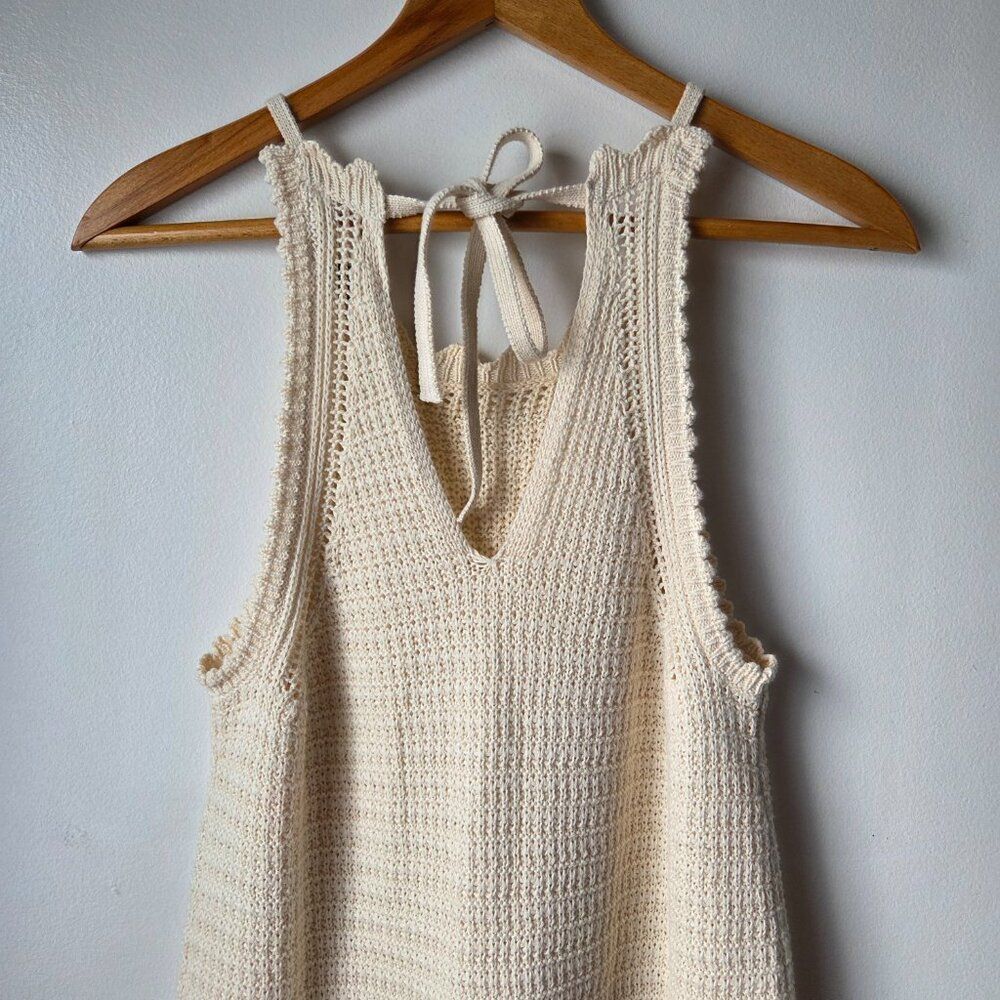 NEVER WORN UNIVERSAL THREAD CREAM HALTER NECK CRO… - image 6